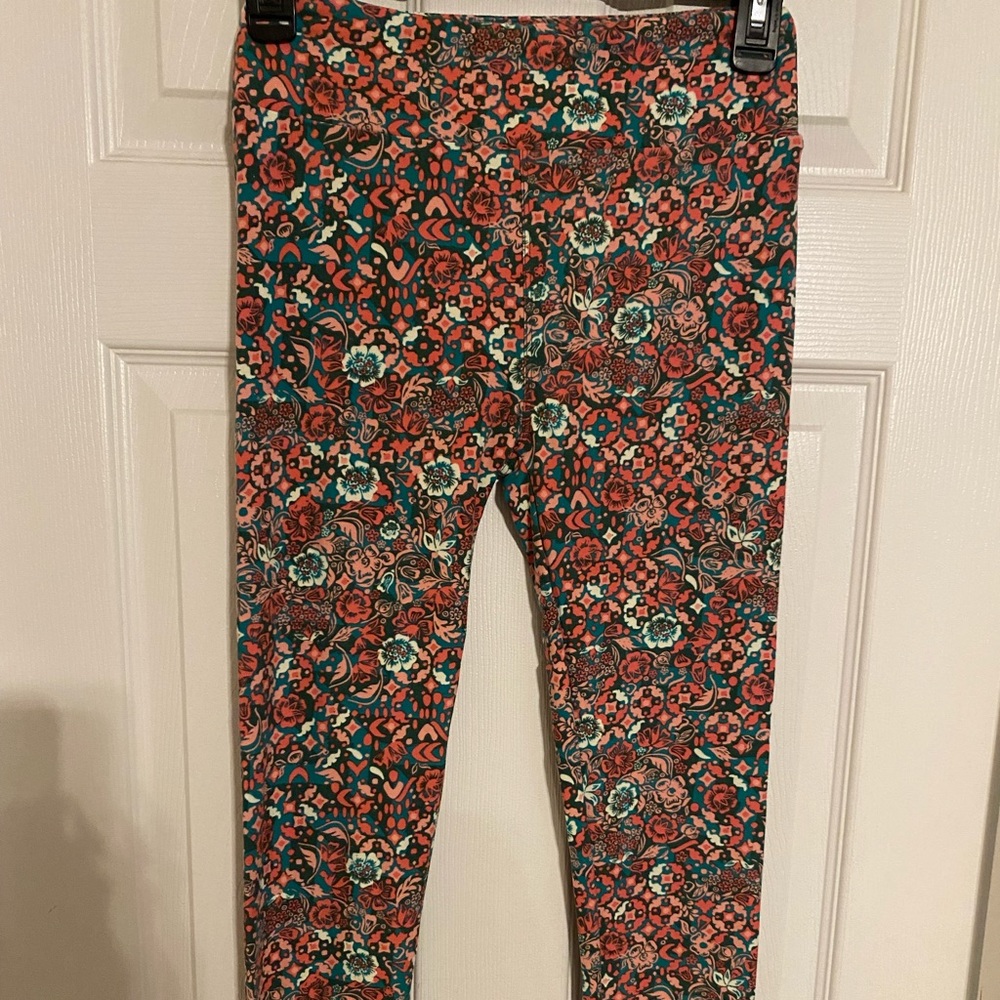 Lularoe onesize leggings